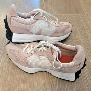 New Balance 327 Women’s